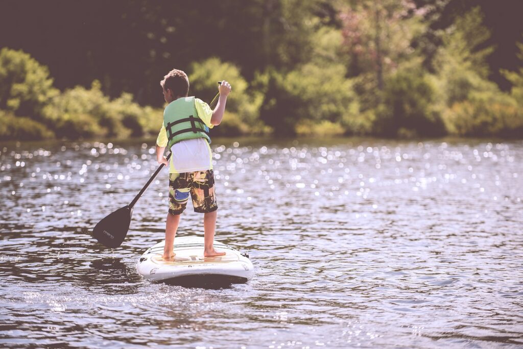 boy, paddleboard, nature-1853960.jpg